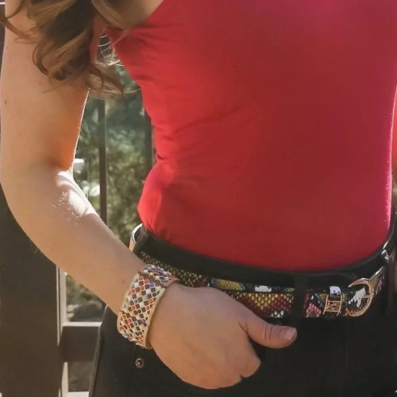 Multi colored bracelet - Picture 2 of 4